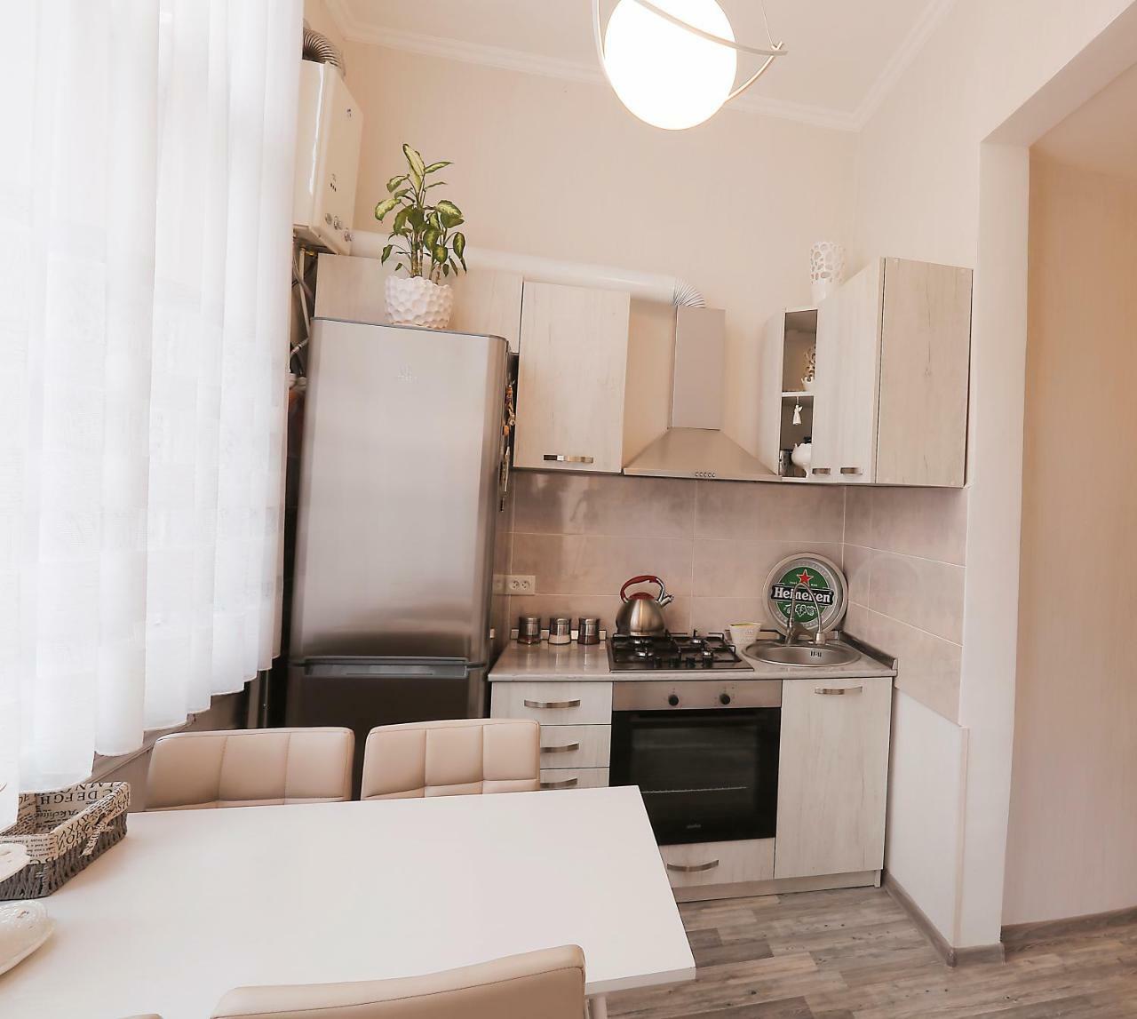 L&L Apartment Тбілісі Екстер'єр фото