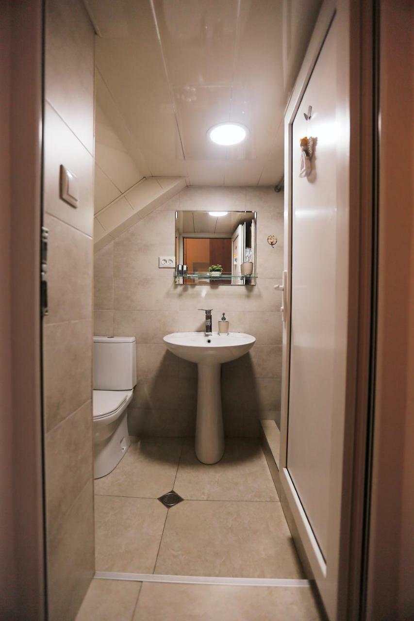 L&L Apartment Тбілісі Екстер'єр фото
