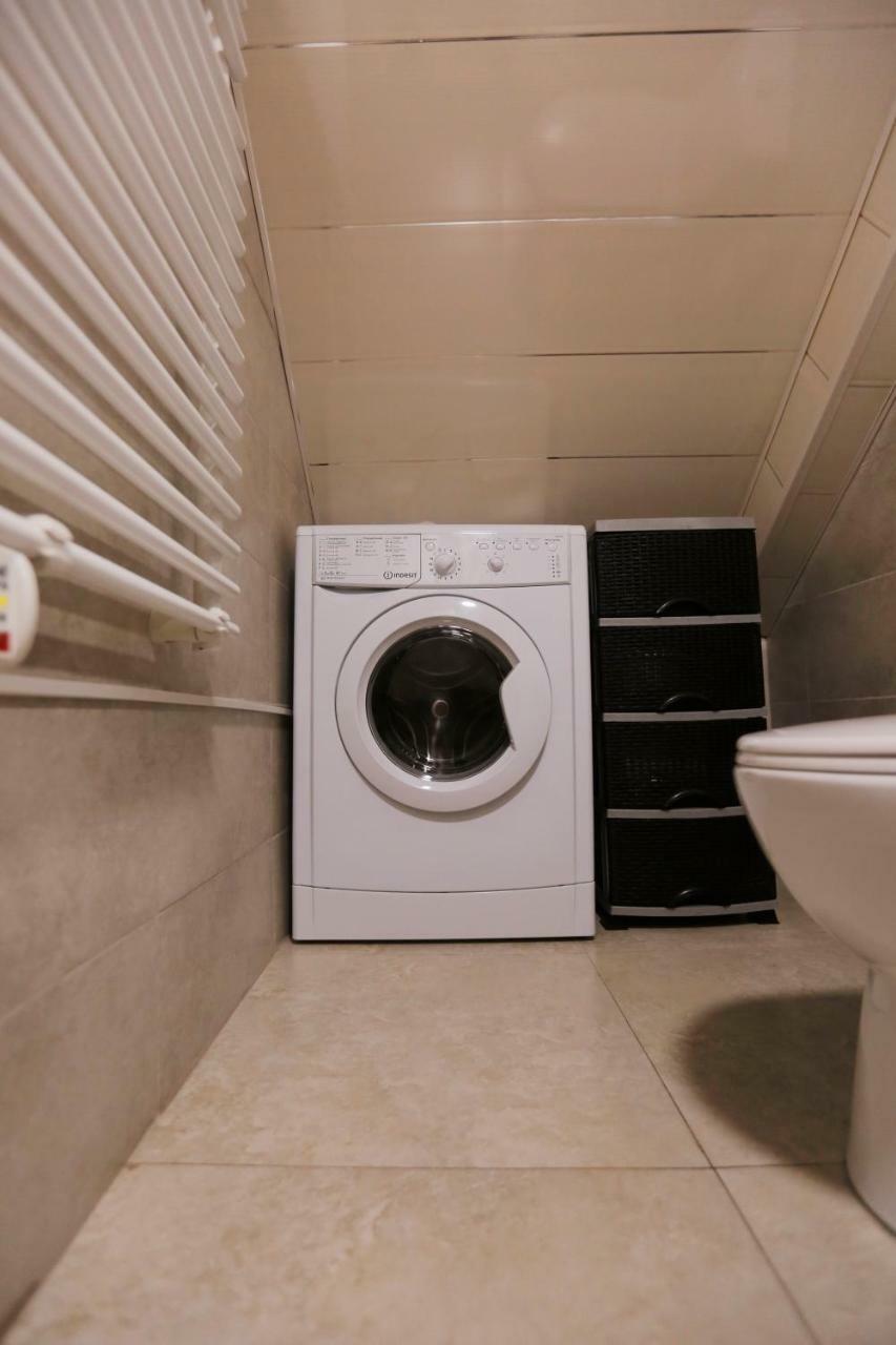 L&L Apartment Тбілісі Екстер'єр фото